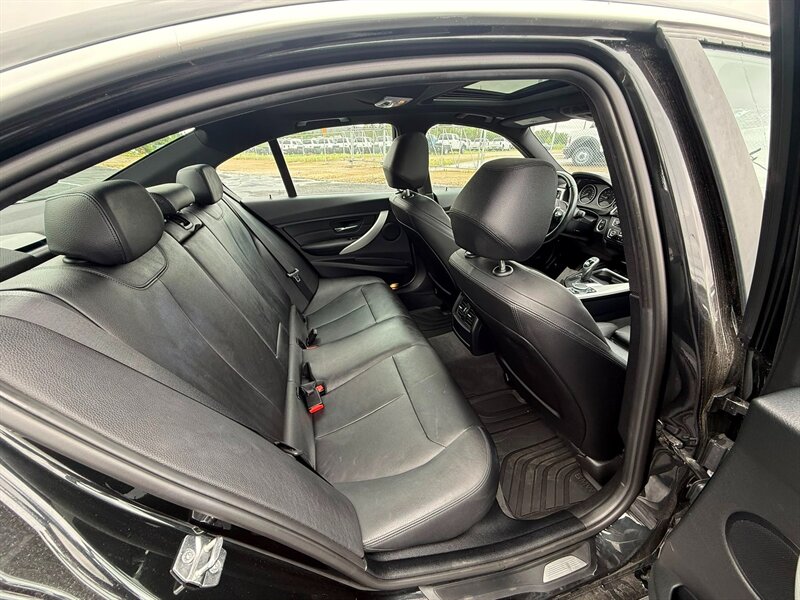 2015 BMW 3 Series 335i xDrive - Photo 18 - Edmonton, AB T6V 1H5
