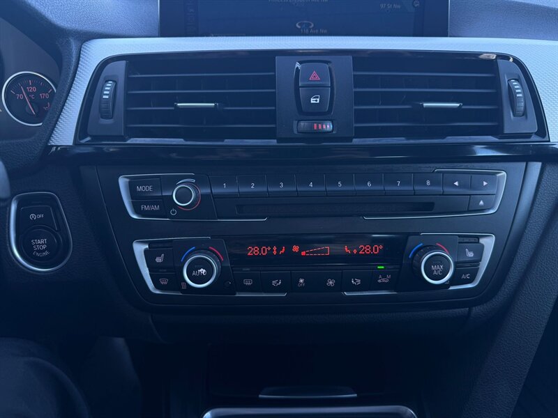 2015 BMW 3 Series 335i xDrive - Photo 12 - Edmonton, AB T5G 0N9