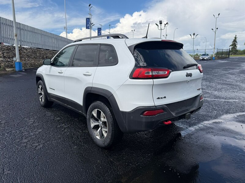 2016 Jeep Cherokee Trailhawk - Photo 5 - Edmonton, AB T6V 1H5