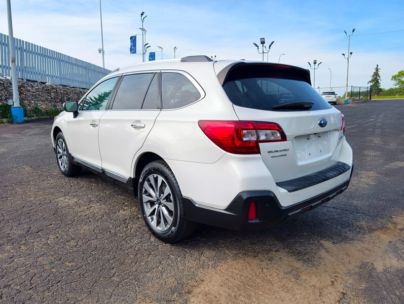 2019 Subaru Outback 2.5i Premier - Photo 5 - Edmonton, AB T6V 1H5