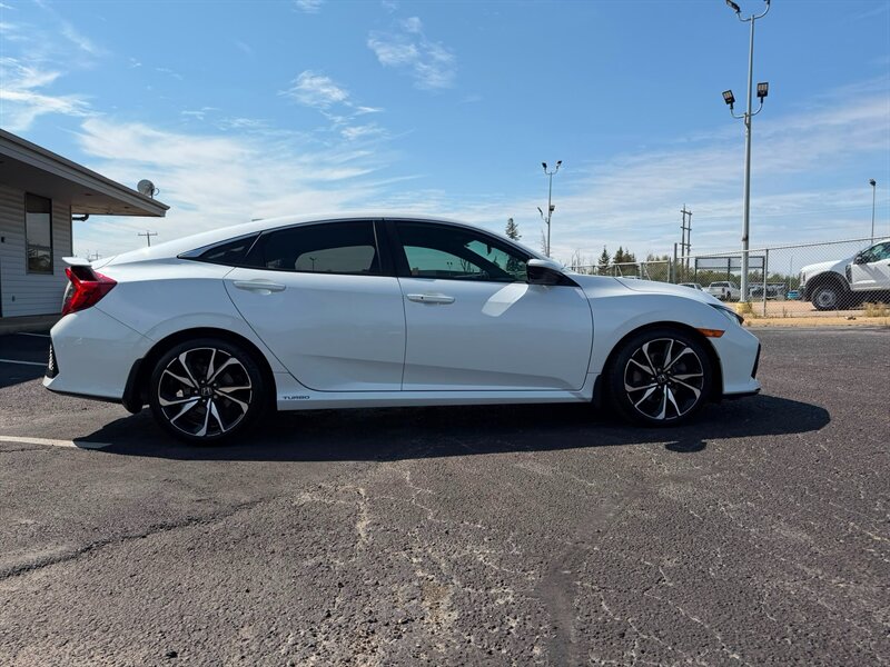2017 Honda Civic Si - Photo 6 - Edmonton, AB T6V 1H5