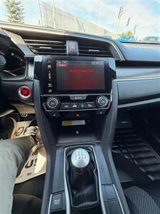 2017 Honda Civic Si - Photo 15 - Edmonton, AB T6V 1H5