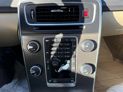 2014 Volvo S60 T6   - Photo 12 - Edmonton, AB T5S 2X1