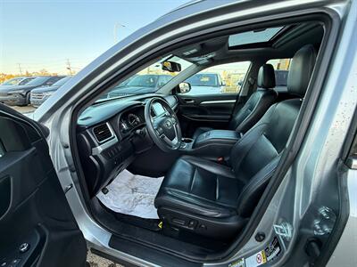 2016 Toyota Highlander XLE   - Photo 14 - Edmonton, AB T5S 2X1