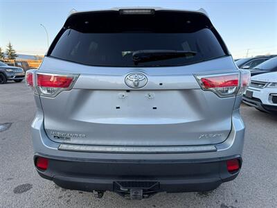2016 Toyota Highlander XLE   - Photo 6 - Edmonton, AB T5S 2X1