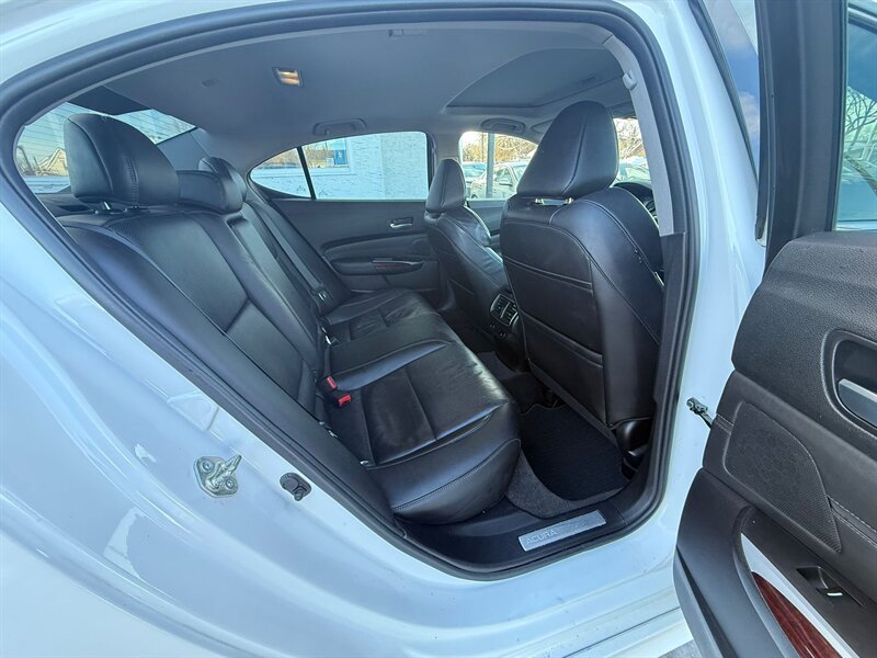 2015 Acura TLX SH-AWD V6 w/Tech - Photo 15 - Edmonton, AB T5G 0N9