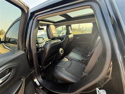2020 Jeep Cherokee Trailhawk Elite   - Photo 14 - Edmonton, AB T5S 2X1