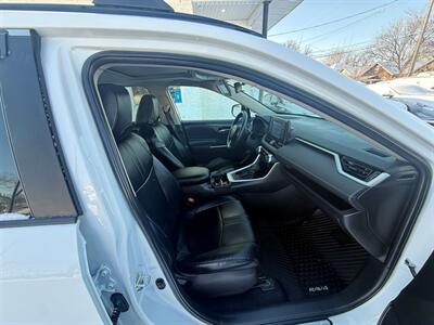 2020 Toyota RAV4 XLE   - Photo 18 - Edmonton, AB T5G 0N9