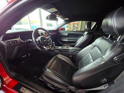 2019 Ford Mustang EcoBoost Premium   - Photo 15 - Calgery,  