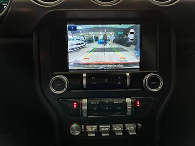 2019 Ford Mustang EcoBoost Premium   - Photo 12 - Calgery,  