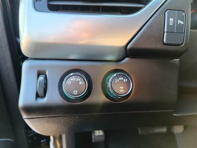 2019 Chevrolet Tahoe LS   - Photo 18 - Edmonton, AB T6V 1H5