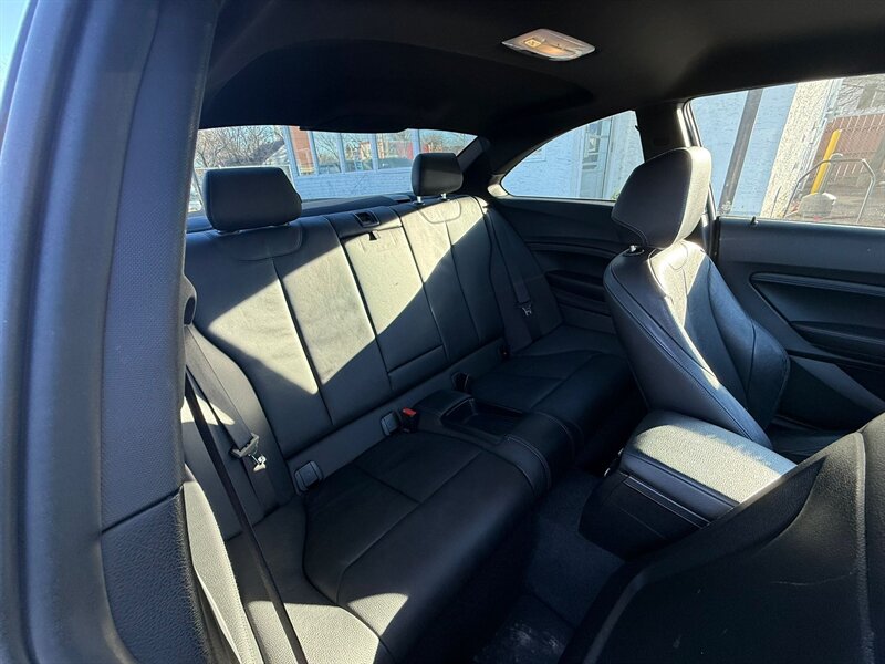 2018 BMW 2 Series M240i xDrive - Photo 18 - Edmonton, AB T5G 0N9