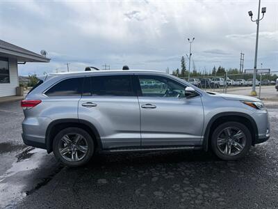 2017 Toyota Highlander Limited - Photo 8 - Edmonton, AB T6V 1H5