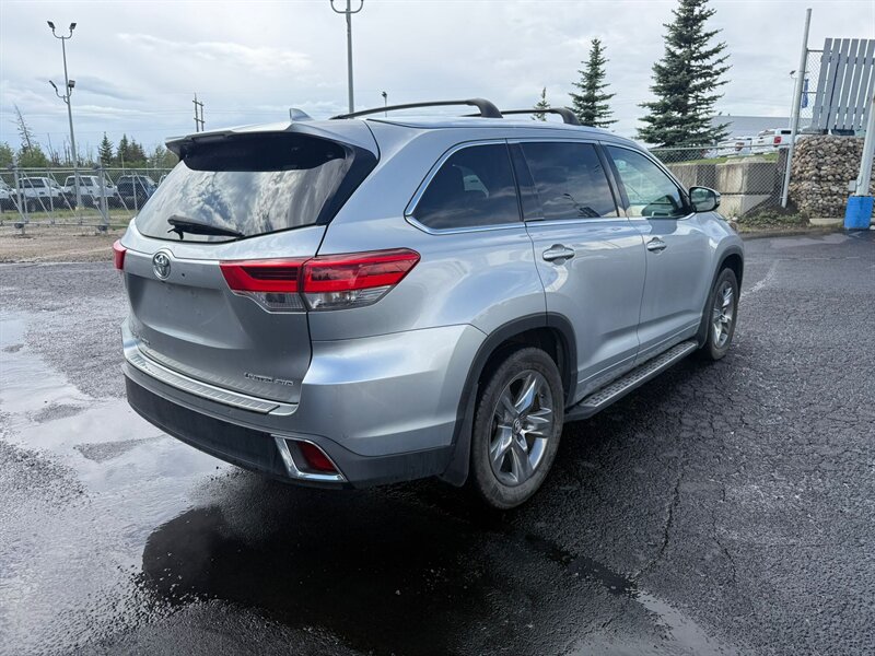 2017 Toyota Highlander Limited - Photo 7 - Edmonton, AB T6V 1H5