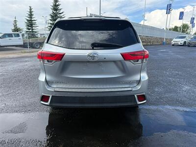 2017 Toyota Highlander Limited - Photo 6 - Edmonton, AB T6V 1H5