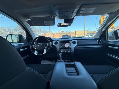 2018 Toyota Tundra SR5 - Photo 14 - Edmonton, AB T5G 0N9