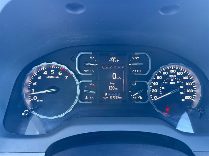 2018 Toyota Tundra SR5 - Photo 10 - Edmonton, AB T5G 0N9