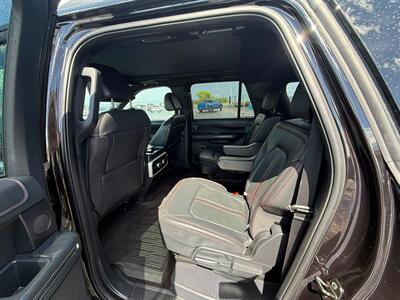 2022 Ford Expedition MAX Limited   - Photo 15 - Edmonton, AB T6V 1H5