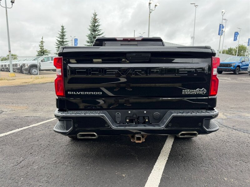 2019 Chevrolet Silverado 1500 High Country - Photo 5 - Edmonton, AB T6V 1H5