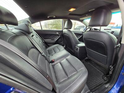 2017 Kia Forte EX   - Photo 17 - Calgery,  