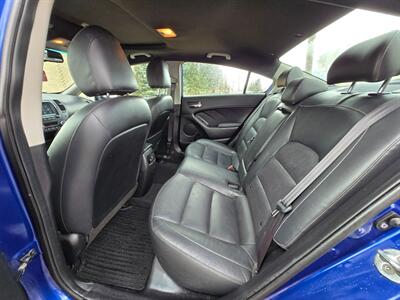 2017 Kia Forte EX   - Photo 15 - Calgery,  