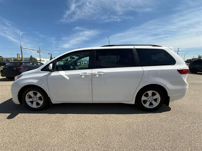 2016 Toyota Sienna LE 8-Passenger   - Photo 4 - Edmonton, AB T5S 2X1