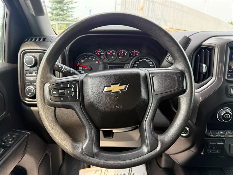 2023 Chevrolet Silverado 1500 Custom - Photo 9 - Edmonton, AB T6V 1H5