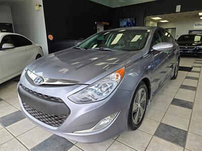 2014 Hyundai SONATA Hybrid   - Photo 3 - Calgery,  