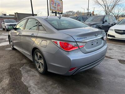2014 Hyundai SONATA Hybrid   - Photo 5 - Edmonton, AB T5G 0N9