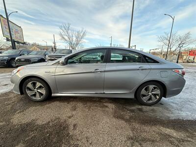 2014 Hyundai SONATA Hybrid   - Photo 4 - Edmonton, AB T5G 0N9