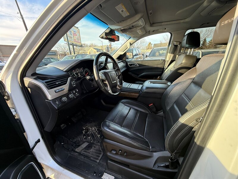 2019 GMC Yukon XL Denali - Photo 14 - Edmonton, AB T5G 0N9