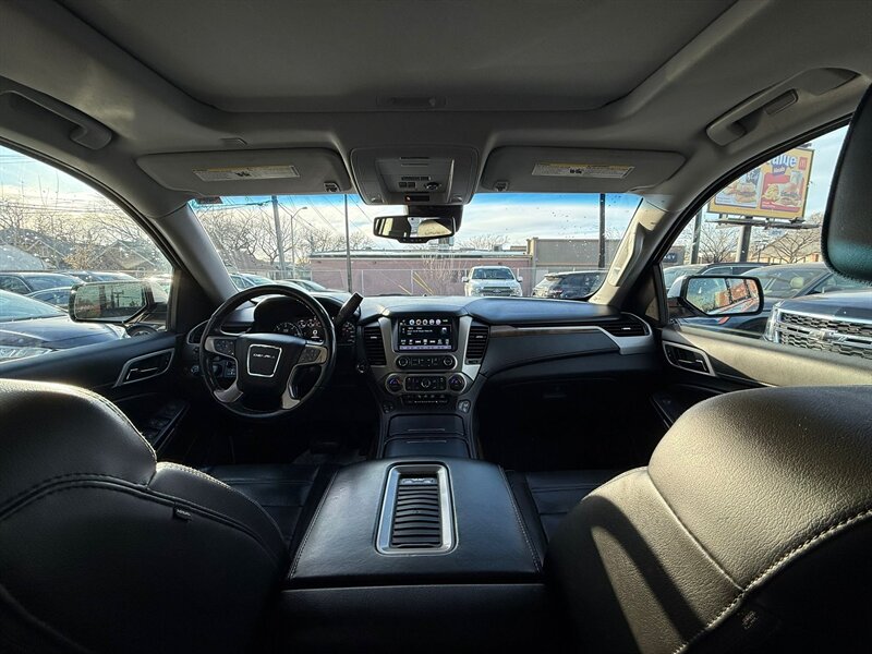 2019 GMC Yukon XL Denali - Photo 13 - Edmonton, AB T5G 0N9