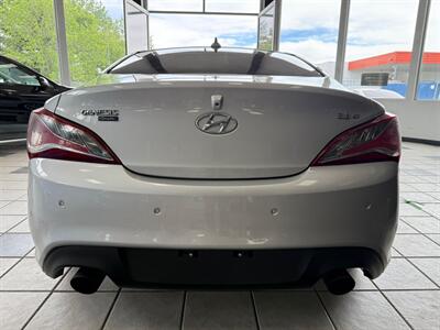 2016 Hyundai Genesis Coupe 3.8 GT   - Photo 6 - Edmonton, AB T5S 2X1