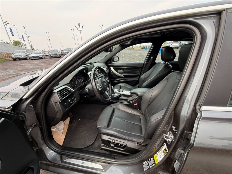 2015 BMW 3 Series 335i xDrive - Photo 15 - Edmonton, AB T6V 1H5