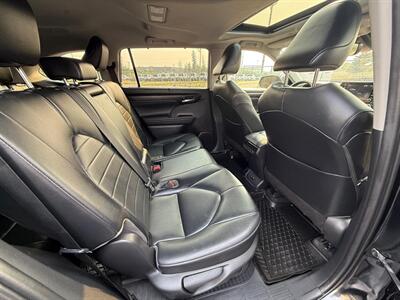 2021 Toyota Highlander Hybrid XLE   - Photo 18 - Edmonton, AB T6V 1H5