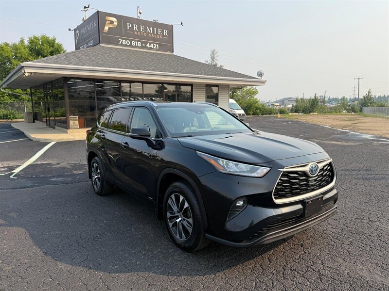 2021 Toyota Highlander Hybrid XLE   - Photo 1 - Edmonton, AB T6V 1H5