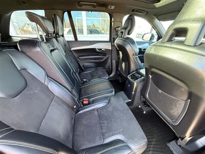 2021 Volvo XC90 Recharge T8 R-Design   - Photo 17 - Edmonton, AB T5G 0N9