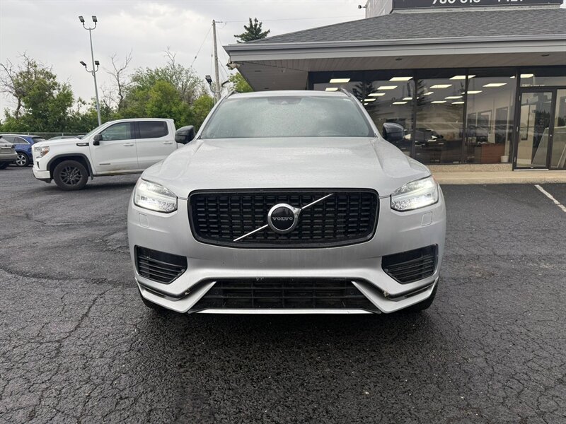 2021 Volvo XC90 Recharge T8 R-Design - Photo 2 - Edmonton, AB T6V 1H5