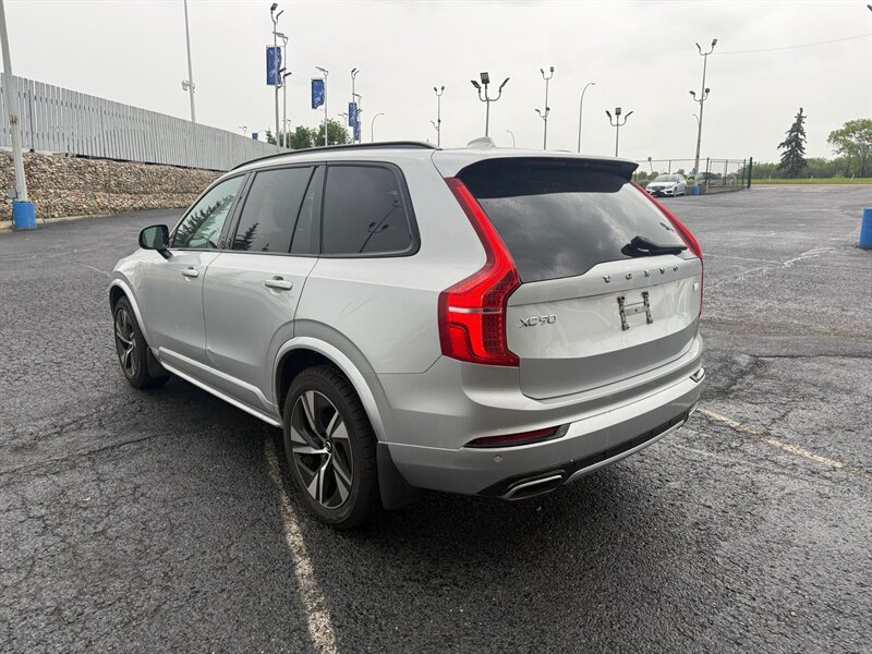 2021 Volvo XC90 Recharge T8 R-Design - Photo 5 - Edmonton, AB T6V 1H5
