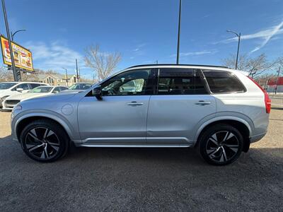 2021 Volvo XC90 Recharge T8 R-Design   - Photo 4 - Edmonton, AB T5G 0N9