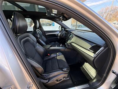 2021 Volvo XC90 Recharge T8 R-Design   - Photo 16 - Edmonton, AB T5G 0N9
