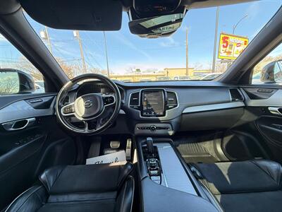 2021 Volvo XC90 Recharge T8 R-Design   - Photo 13 - Edmonton, AB T5G 0N9