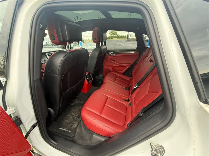 2016 Porsche Macan S - Photo 15 - Edmonton, AB T6V 1H5