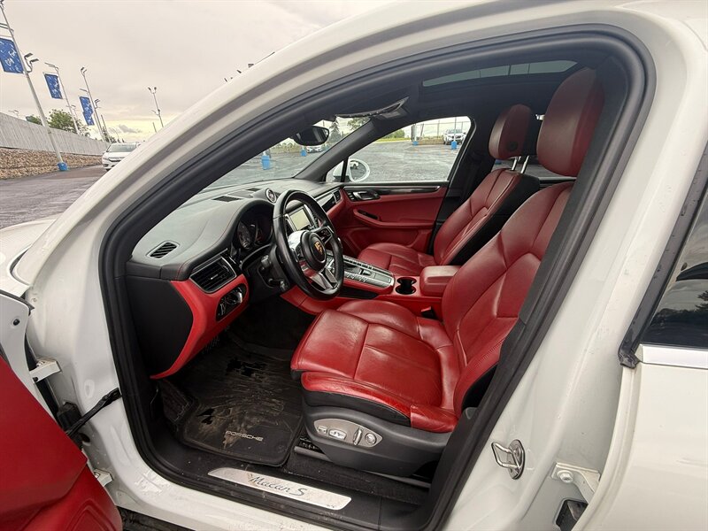 2016 Porsche Macan S - Photo 14 - Edmonton, AB T6V 1H5