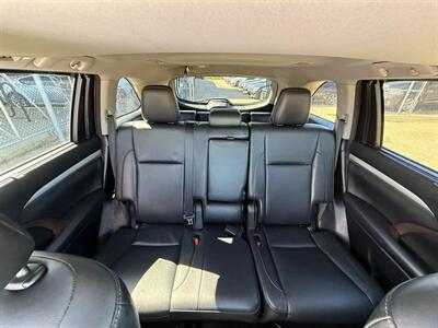 2018 Toyota Highlander XLE   - Photo 18 - Edmonton, AB T5S 2X1