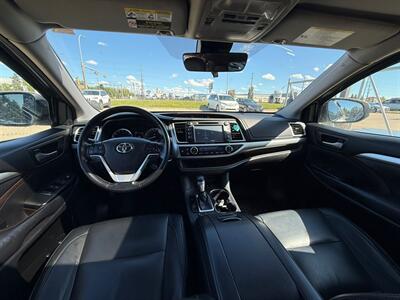 2018 Toyota Highlander XLE   - Photo 13 - Edmonton, AB T5S 2X1