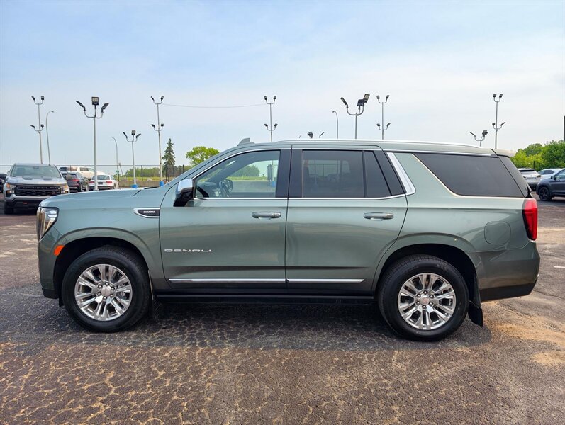 2023 GMC Yukon Denali - Photo 4 - Edmonton, AB T6V 1H5