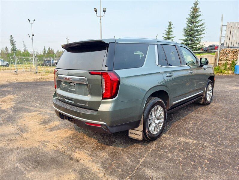 2023 GMC Yukon Denali - Photo 7 - Edmonton, AB T6V 1H5