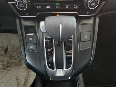 2017 Honda CR-V LX   - Photo 13 - Calgery,  