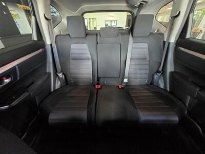 2017 Honda CR-V LX   - Photo 19 - Calgery,  